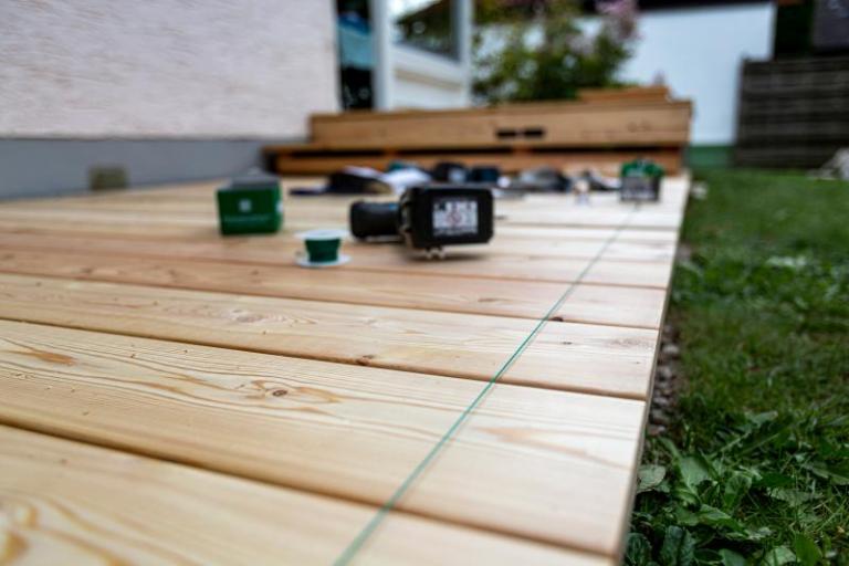 Guide complet pour une pose de parquet réussie dans chaque pièce de votre maison